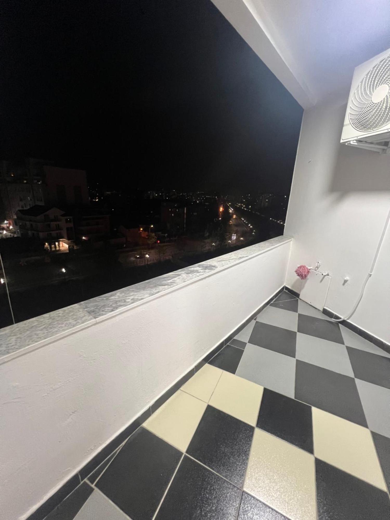 Art'S Apartment Tiranë Eksteriør bilde