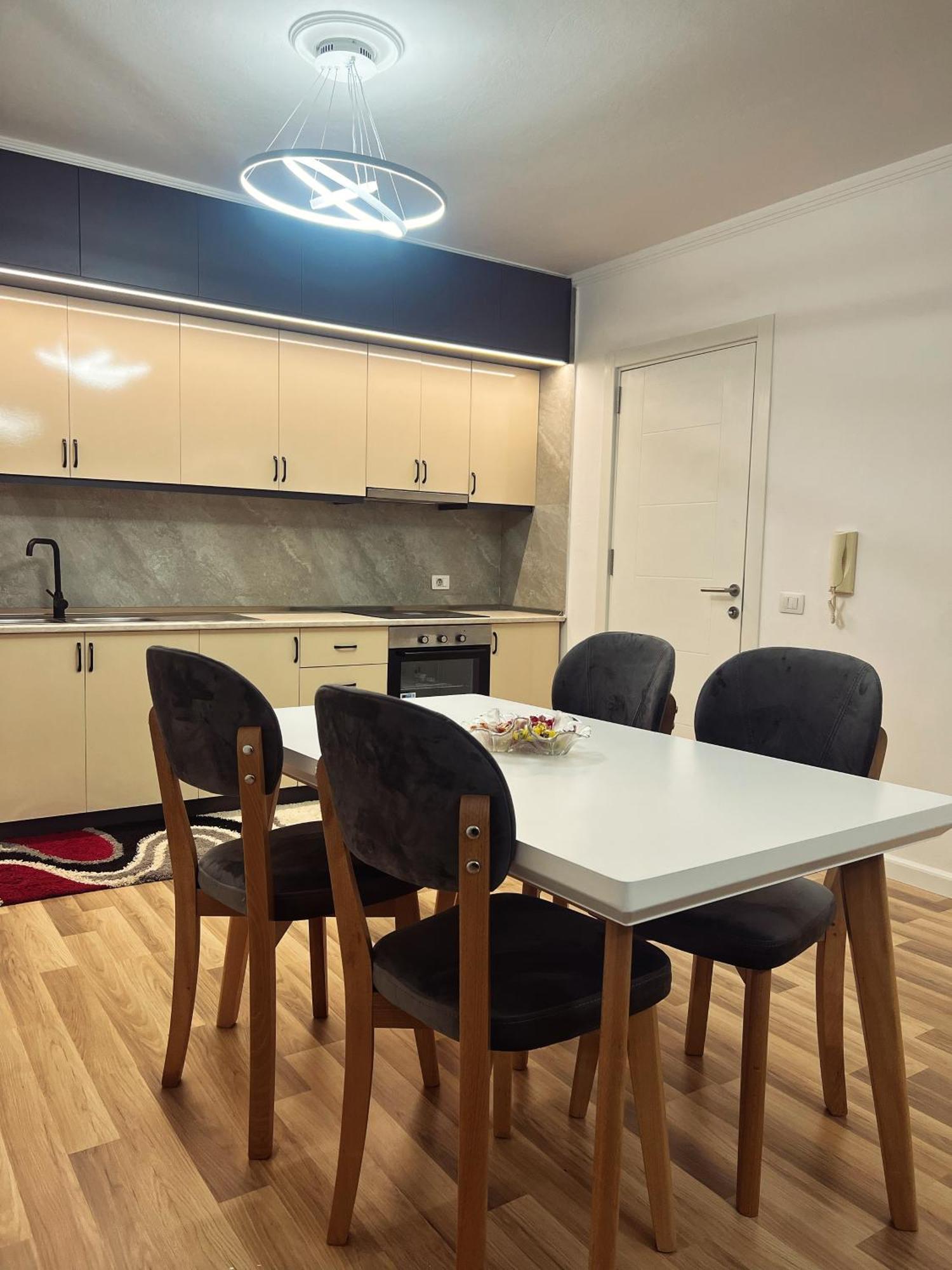 Art'S Apartment Tiranë Eksteriør bilde