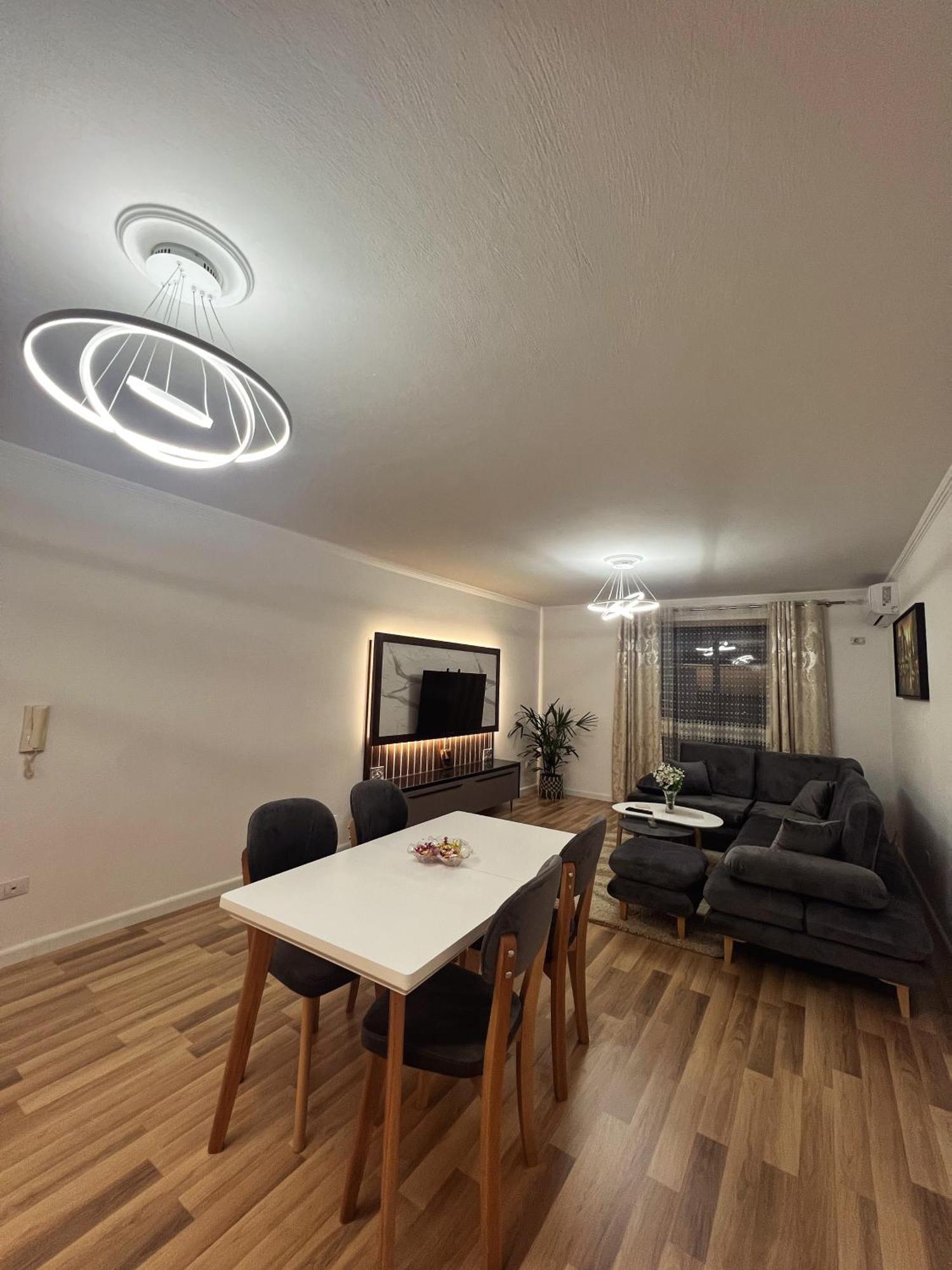 Art'S Apartment Tiranë Eksteriør bilde